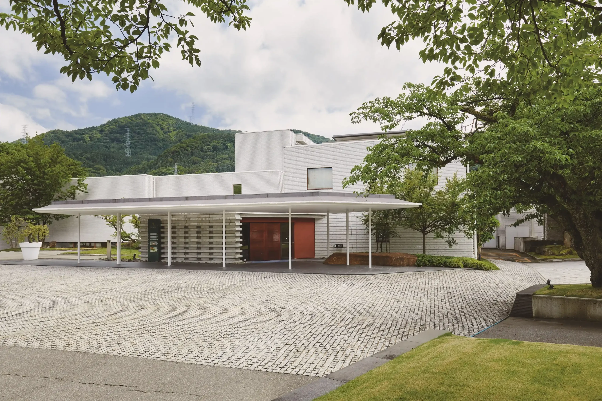 リバーリトリート雅樂倶の画像