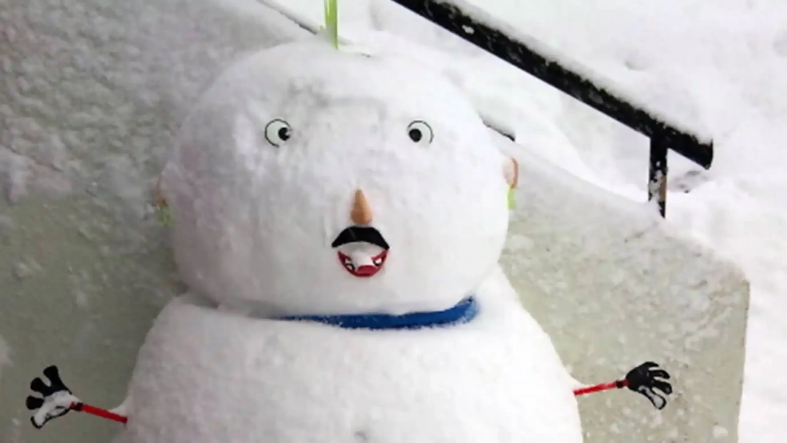 石川県の宿で雪遊びのイメージ画像