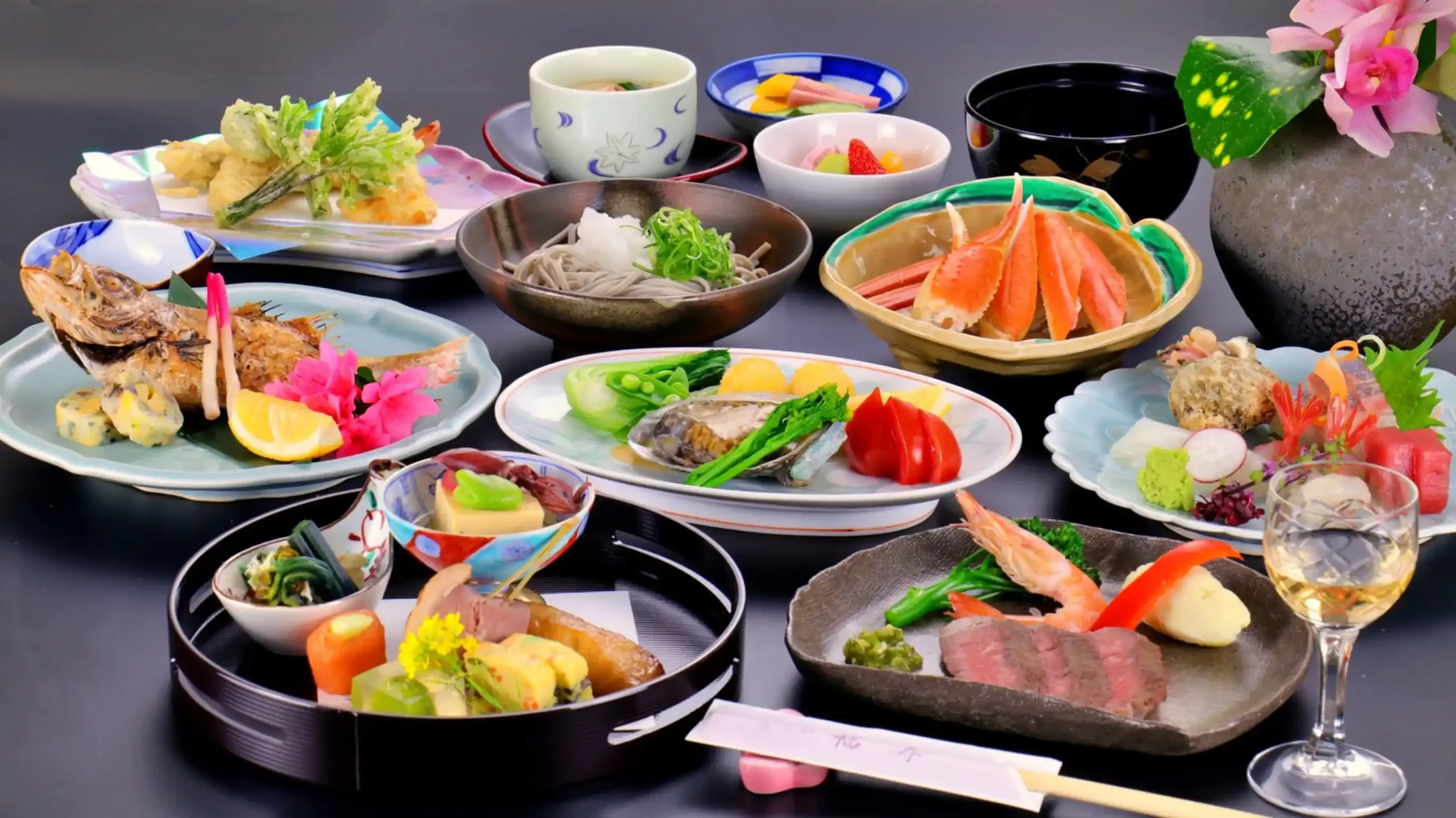 福井県で年末年始を贅沢なおせち料理で迎えるイメージ画像