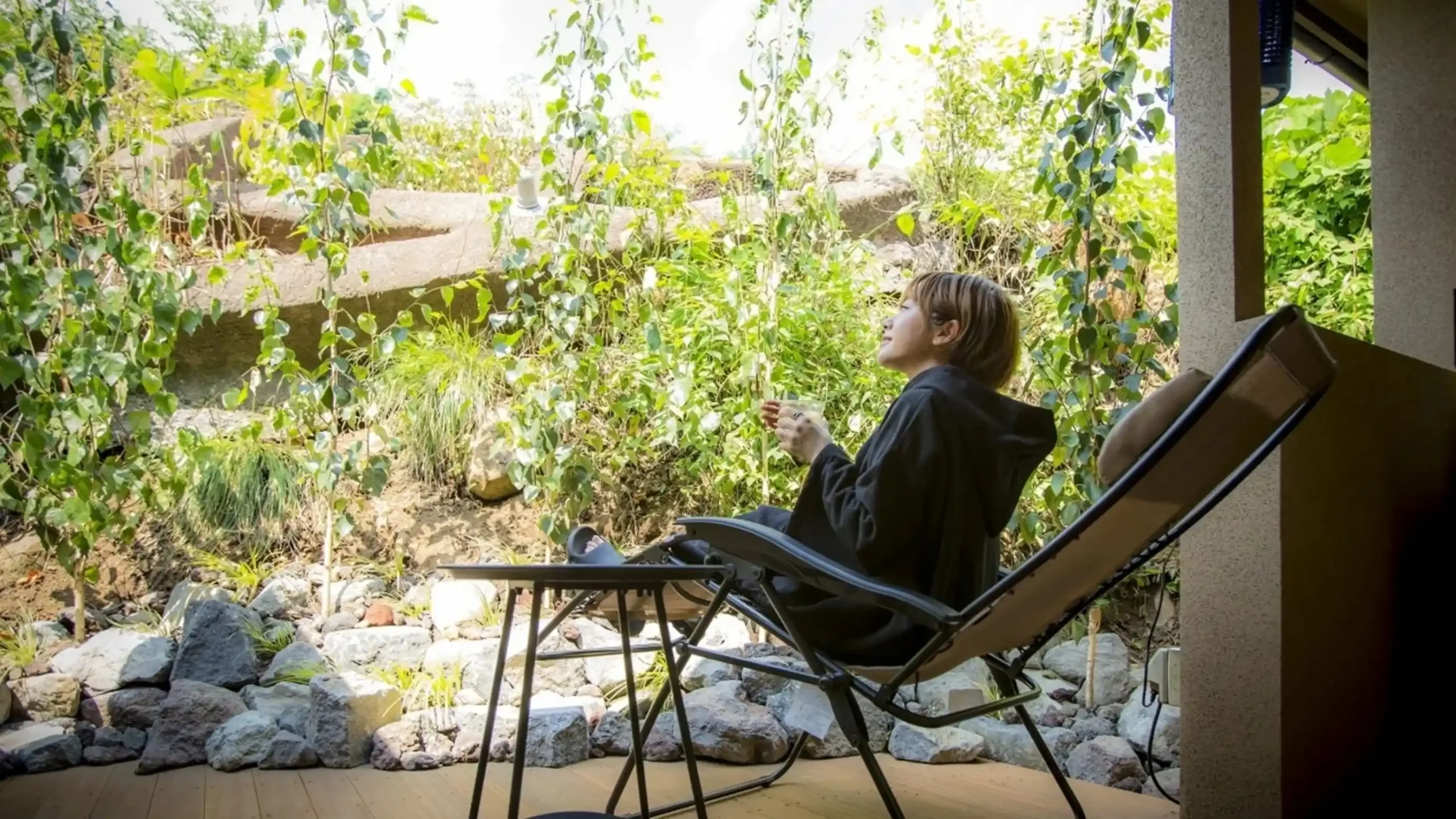 長野県の宿でくつろぐイメージ画像