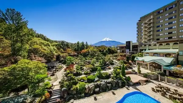 庭園と感動の宿 富士山温泉 ホテル鐘山苑の画像