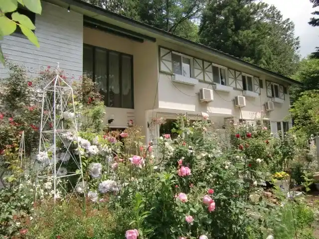 「富士山健康開運温泉 猫と犬の宿ペンションブルーポピー」の画像
