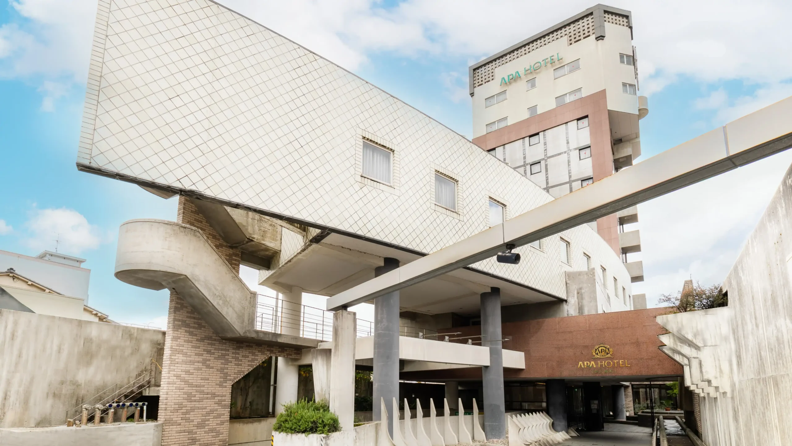 「アパホテル〈金沢野町〉」の画像