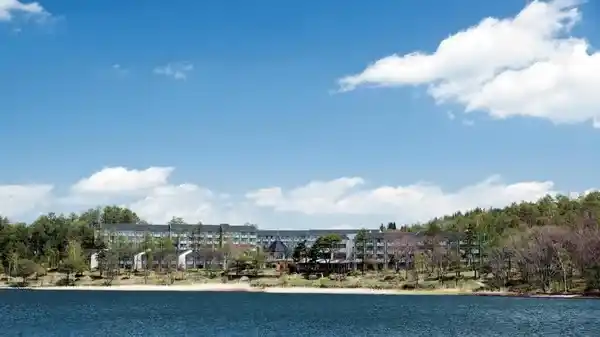 「蓼科レイクリゾート（旧：ＡＭＢＩＥＮＴ蓼科ホテル）」の画像