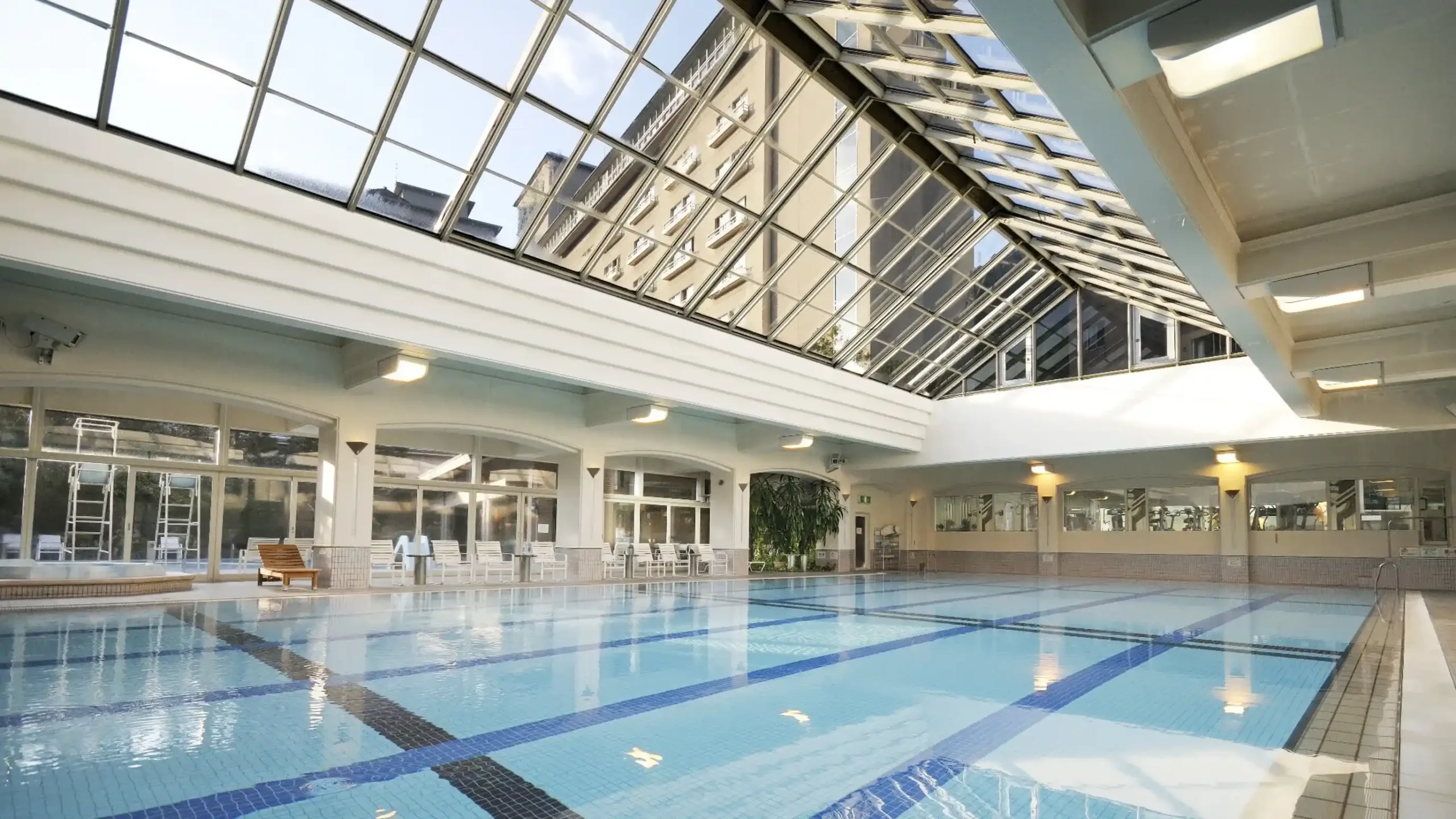 岐阜県で人気のプール付きホテルのイメージ画像