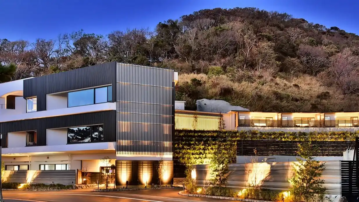 「世界ジオパーク伊豆 繭二梁（まゆふたはり）」の画像