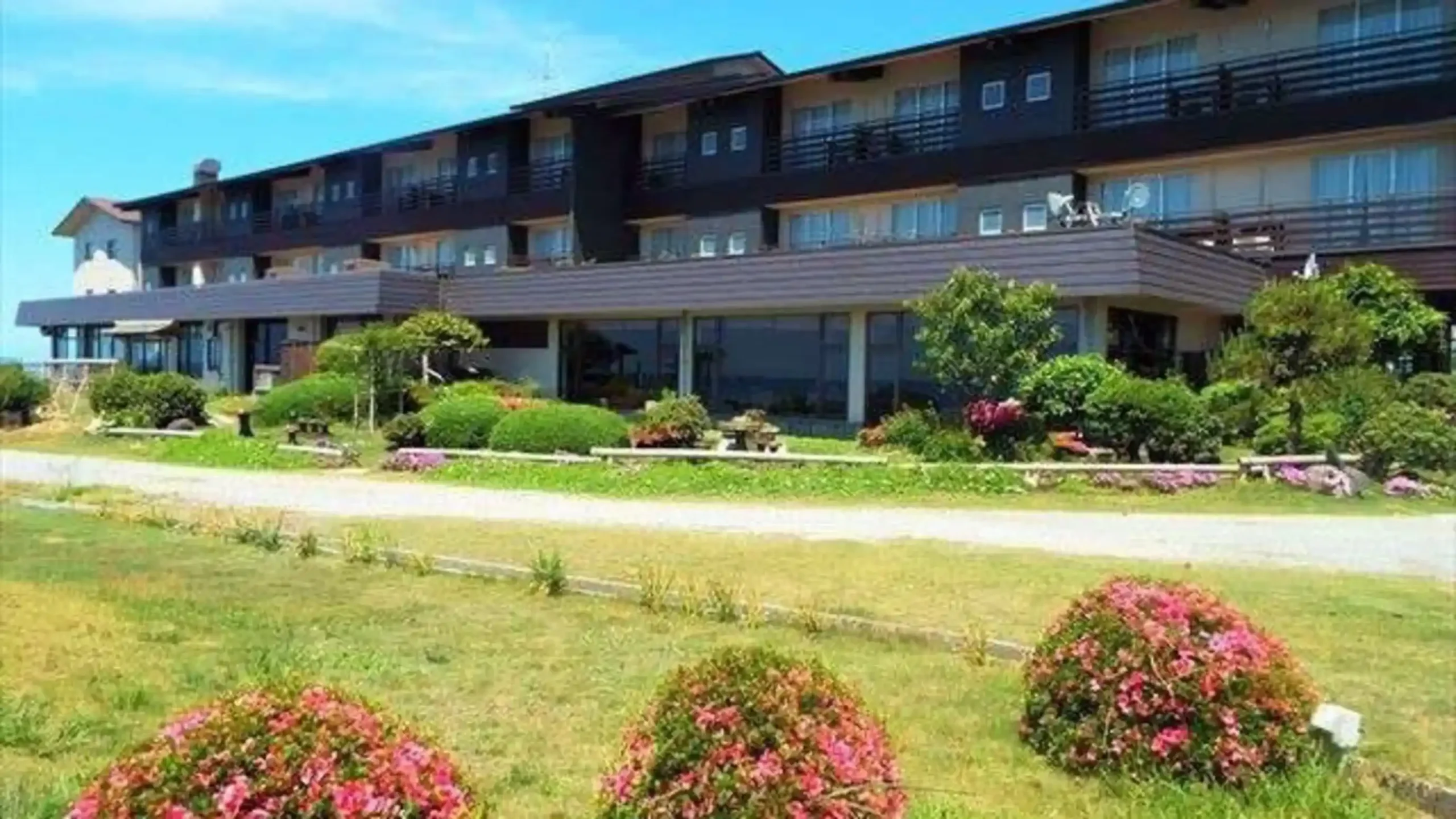 「HOTEL AZUMAＨ＜佐渡島＞の画像