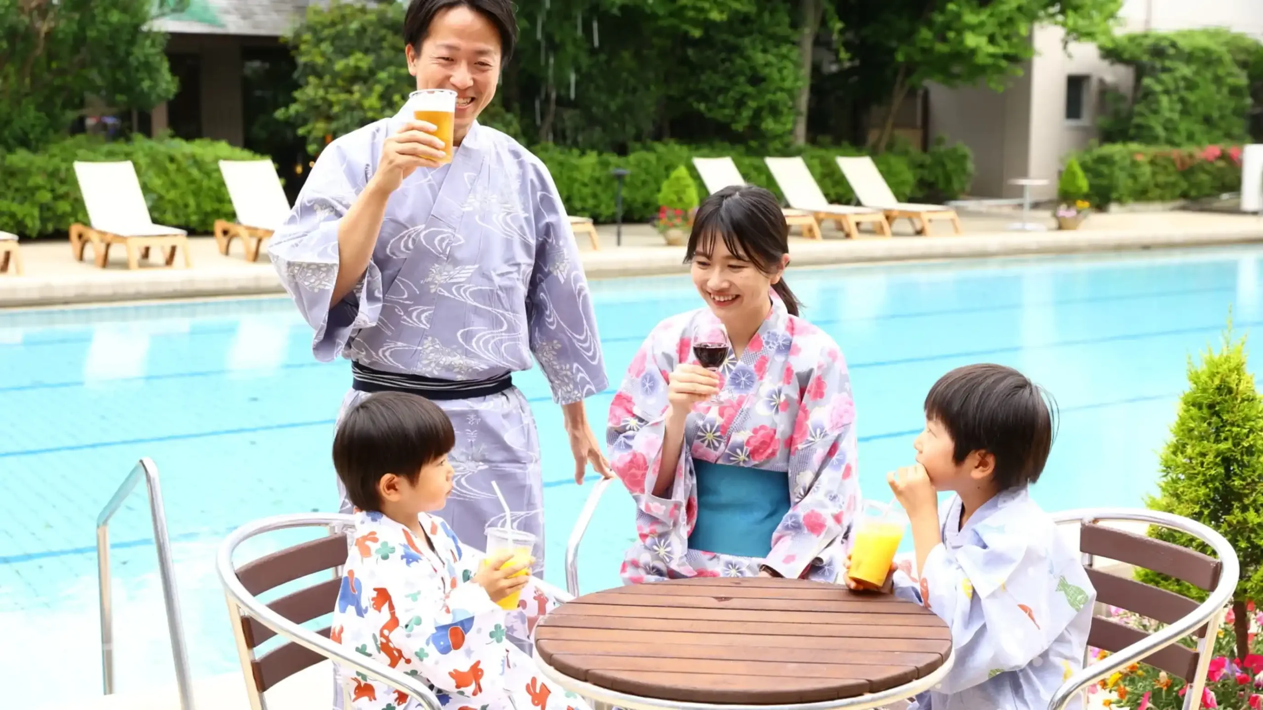 山梨県で宿泊しながらプールを楽しめる宿のイメージ画像